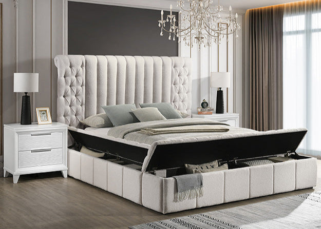 5201 Danbury White Boucle Bed Frame