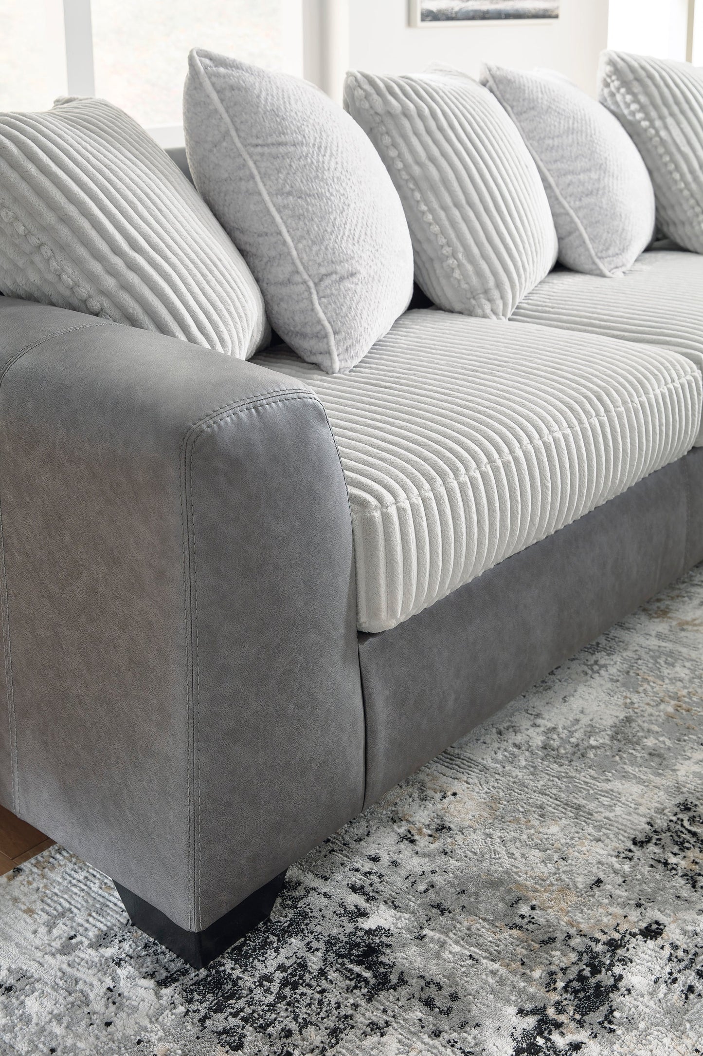 AS31503 Clairette Court Alloy Sectional