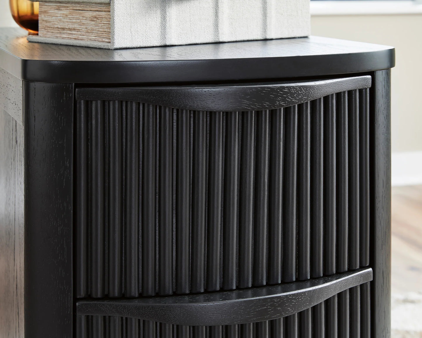 AST208-117 Camdill Black End Table