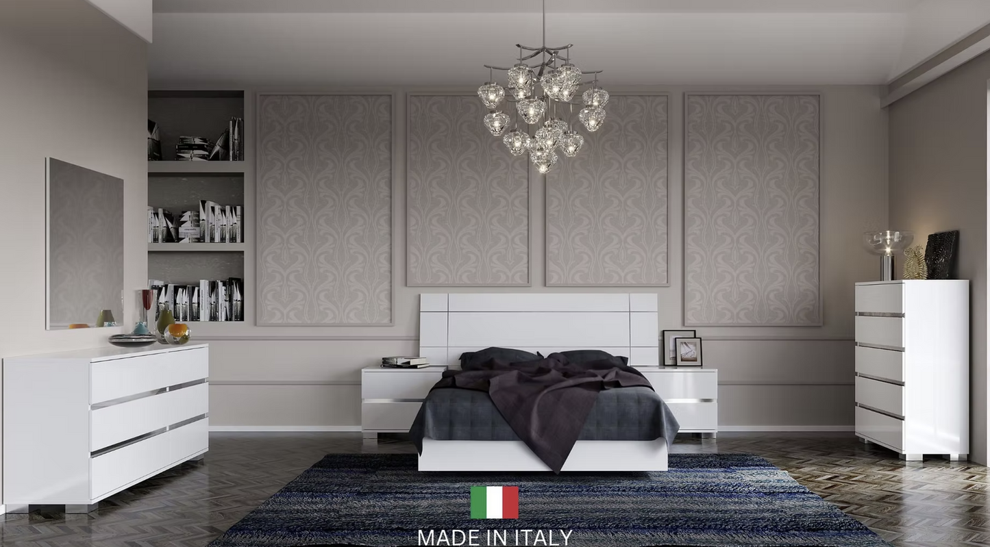 4pcs Dream King White Italian Bedroom Set