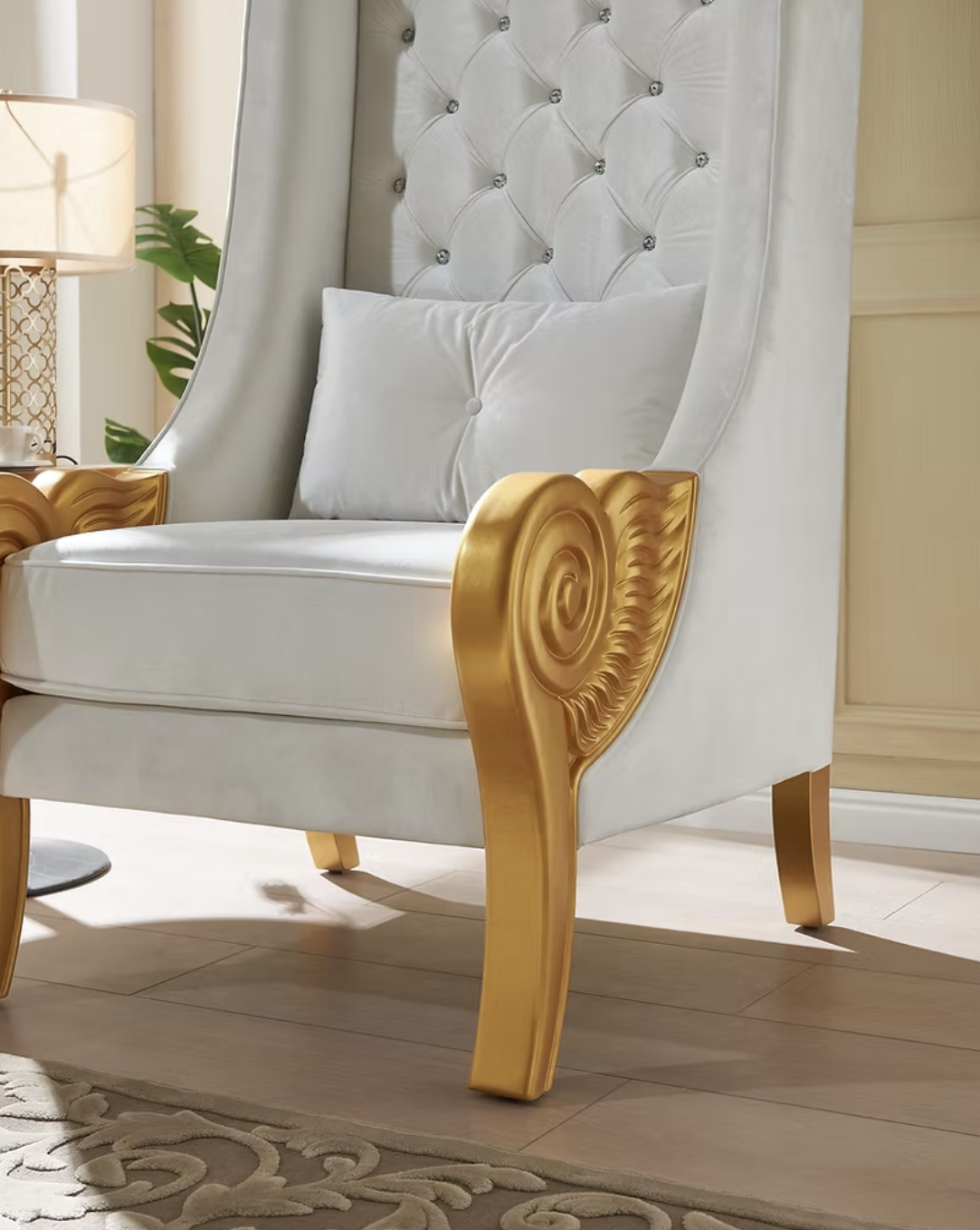 A-CH02 White Throne Chair