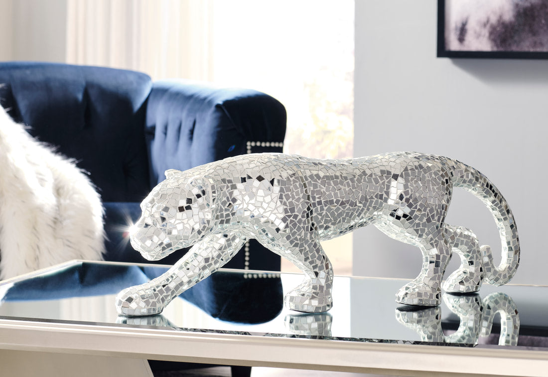 A2000412 Accent Sculpture