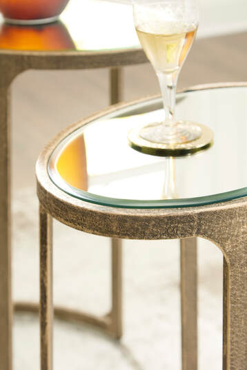 2pcs A4000624 Gold Accent Table Set