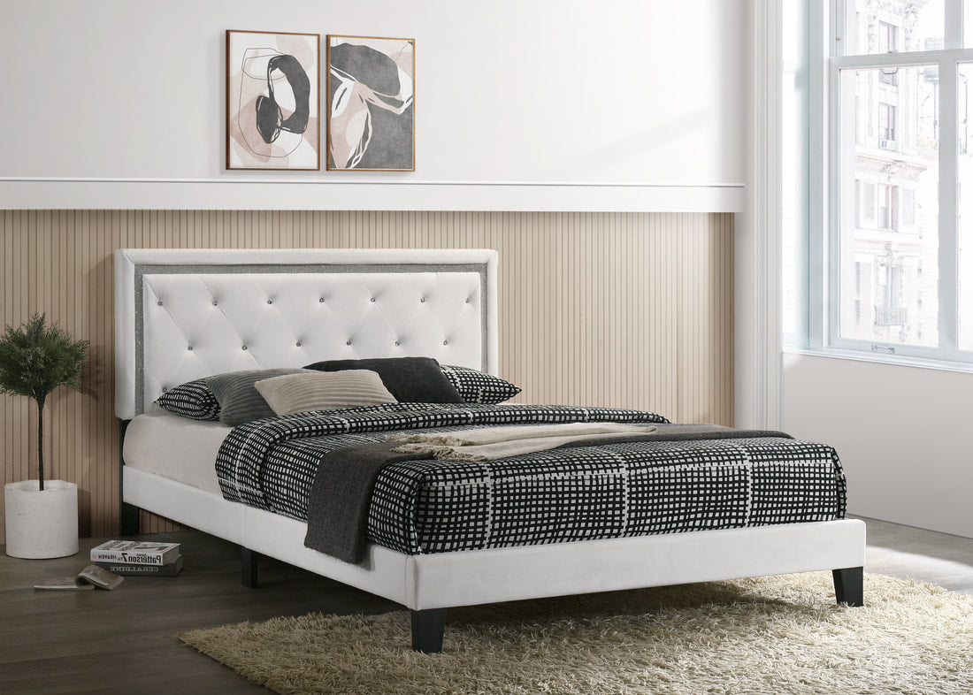 HH910 White Platform Bed Frame