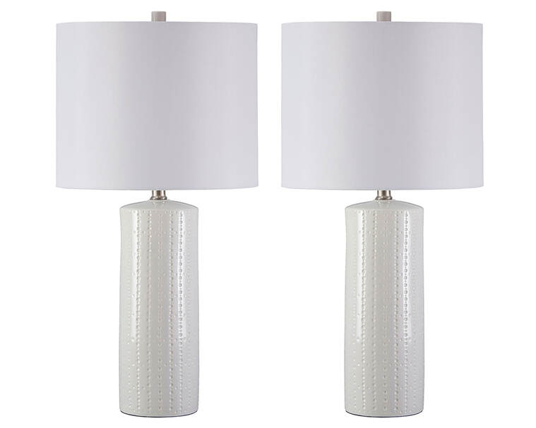 2pcs L177904 Table Lamp Set
