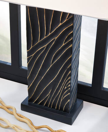 L235774 Black & Gold Finish Lamp