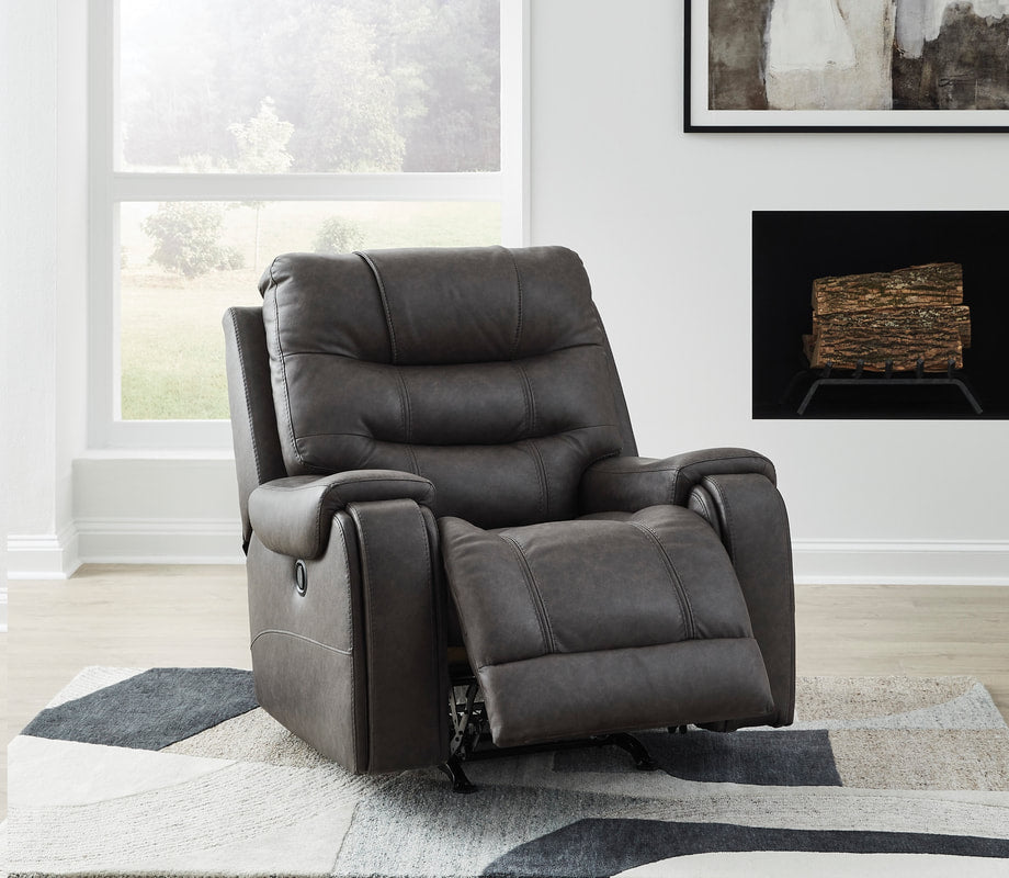SINGLE RECLINER