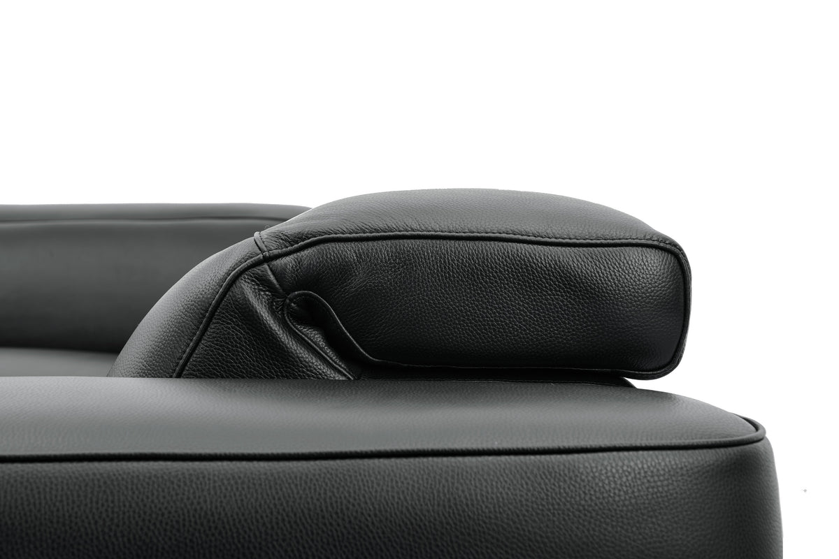 MI-2520 Holly Black Power Reclining Sectional