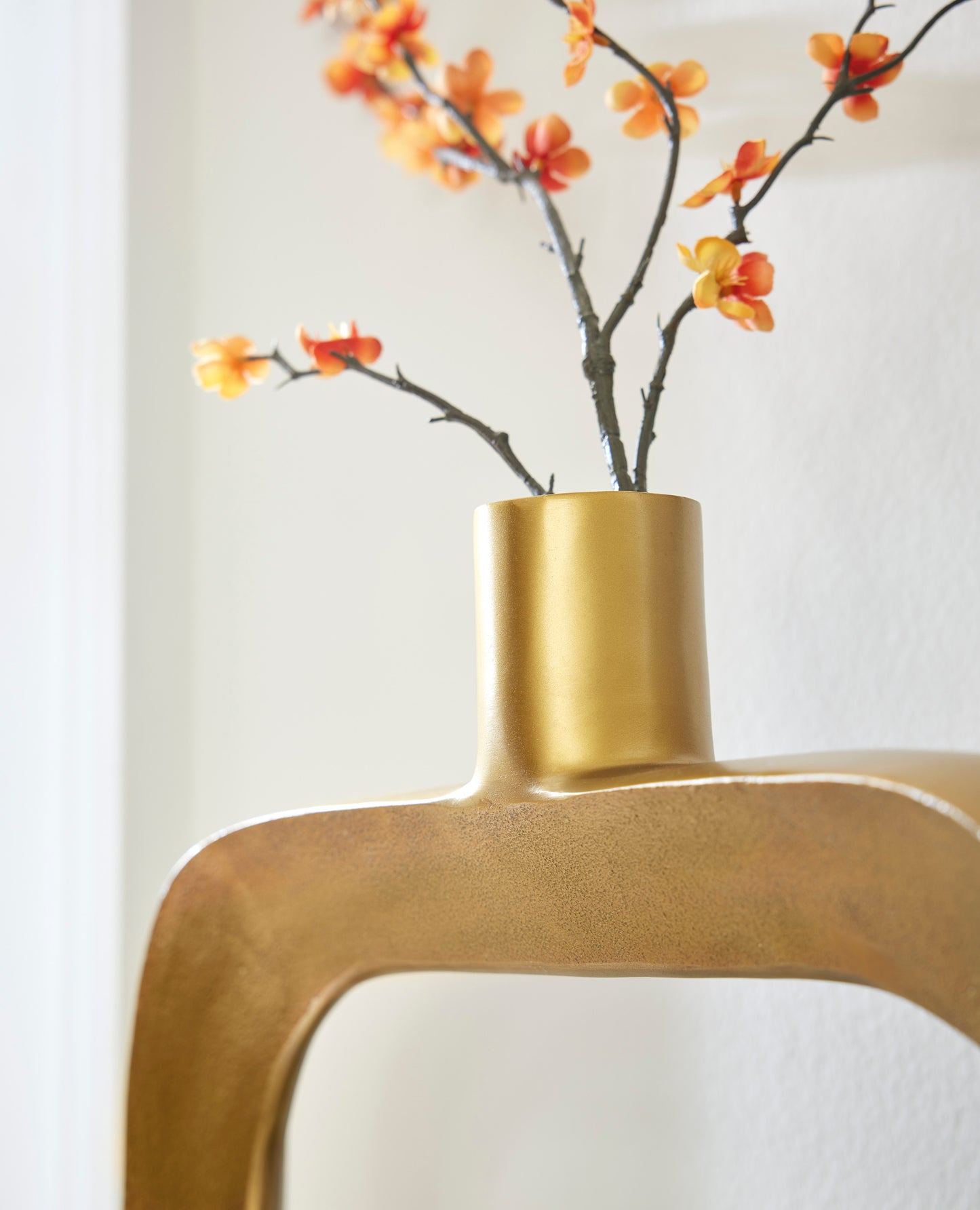 Ashley A2000751 Lawtonville Vase