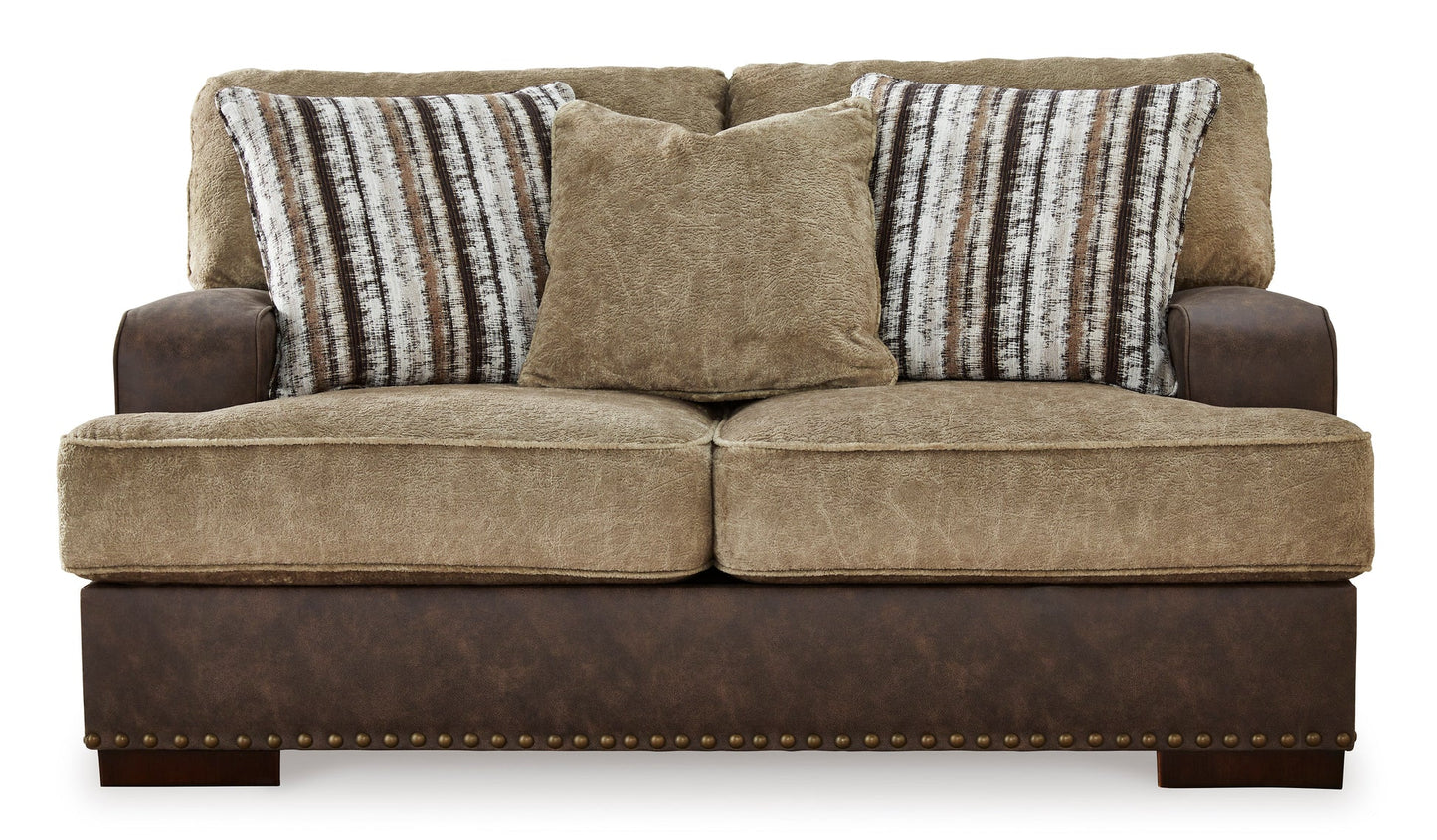 AS18704 Alesbury Sofa & Loveseat