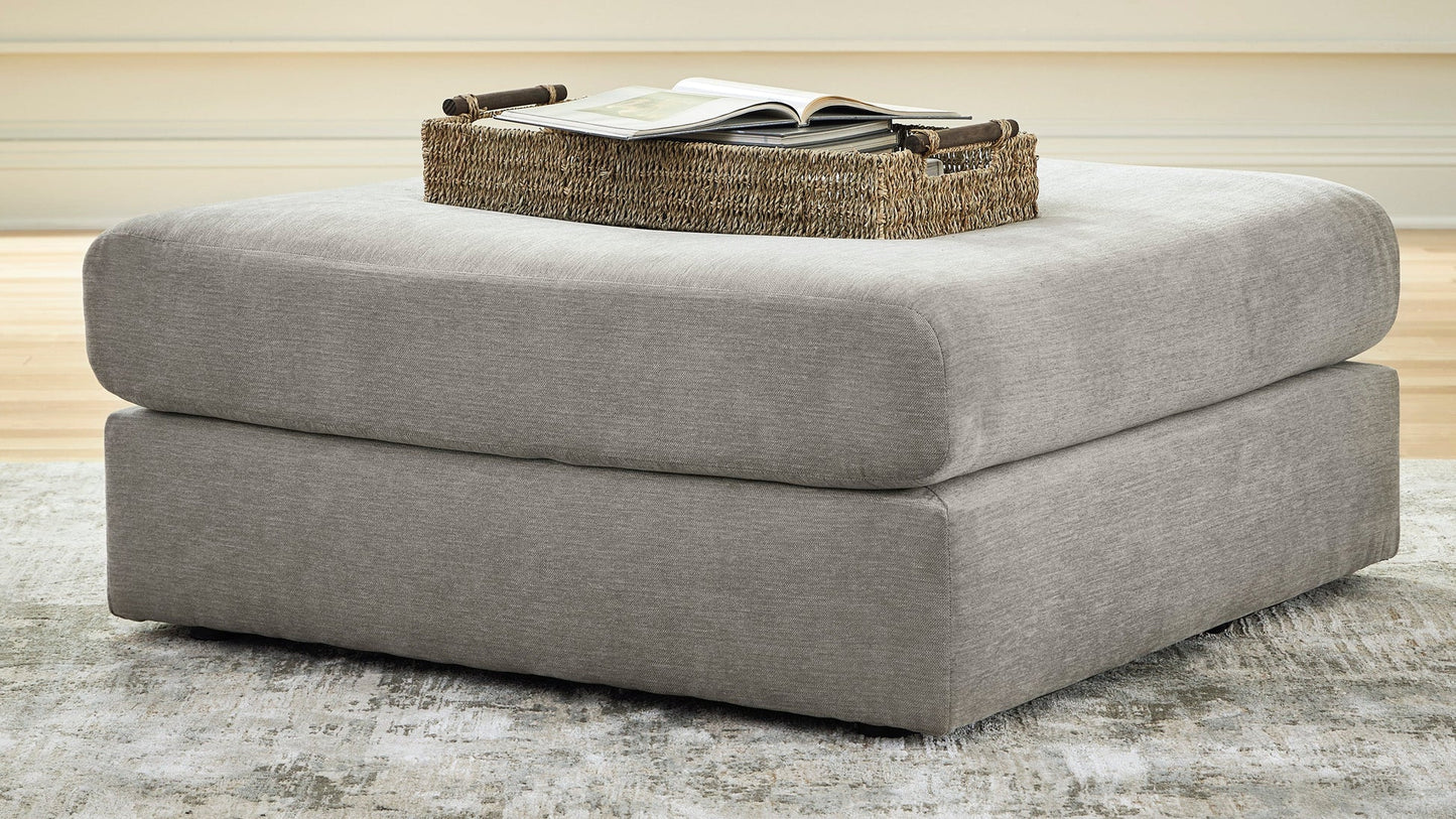 AS58103 Avaliyah Ash Sectional With Ottoman