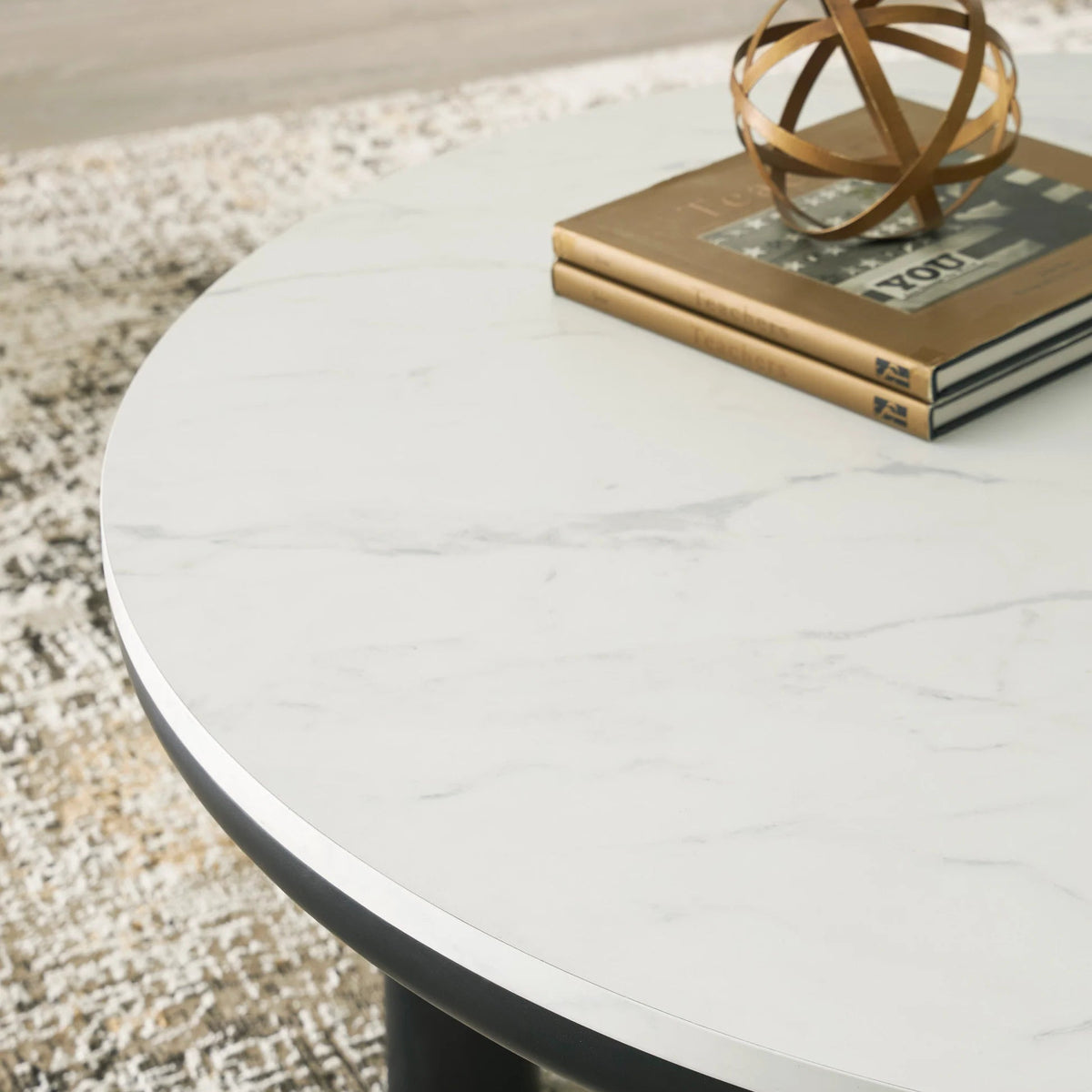 AST159-13 Xandrum Black/White Table Set