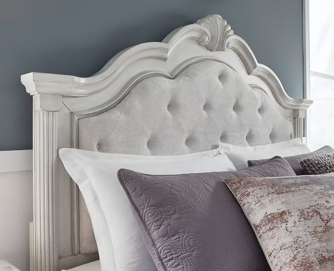 5pcs or 4pcs Ashley B795 Montelaine Bedroom Set
