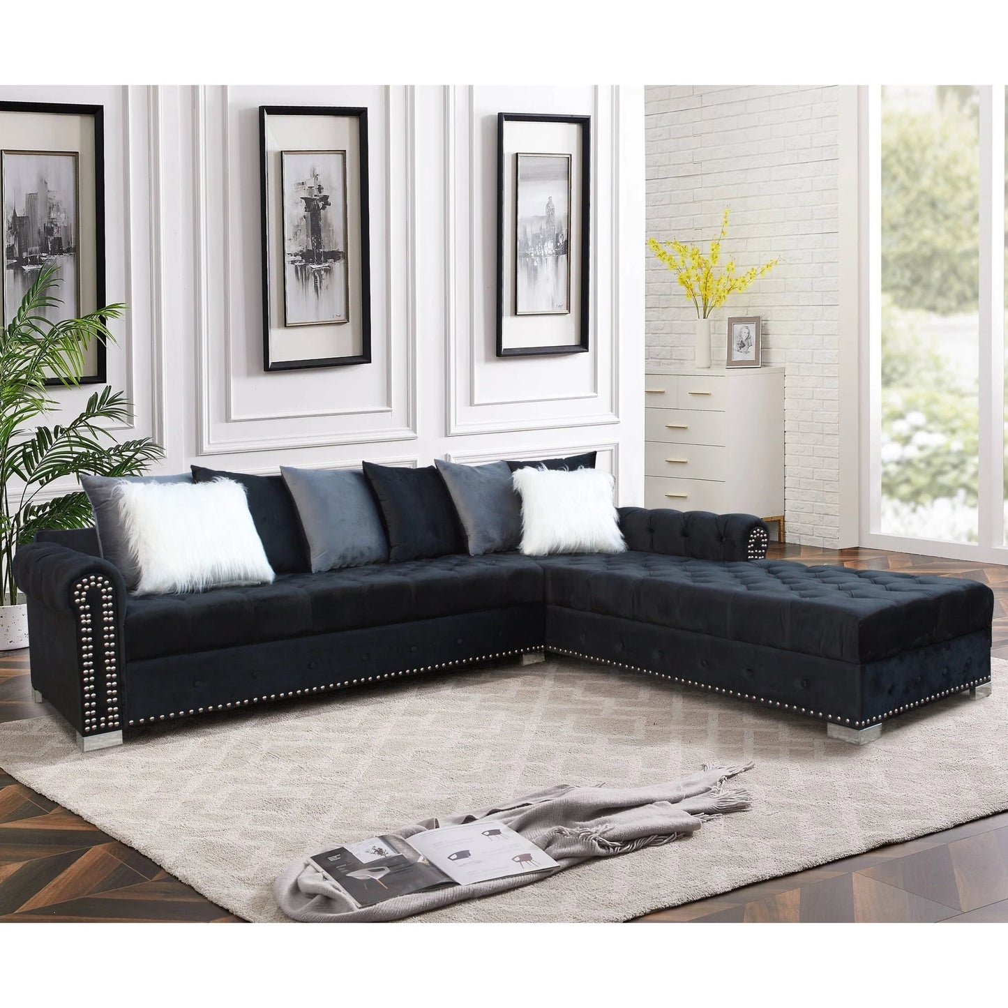 S200 Malibu Black Sectional