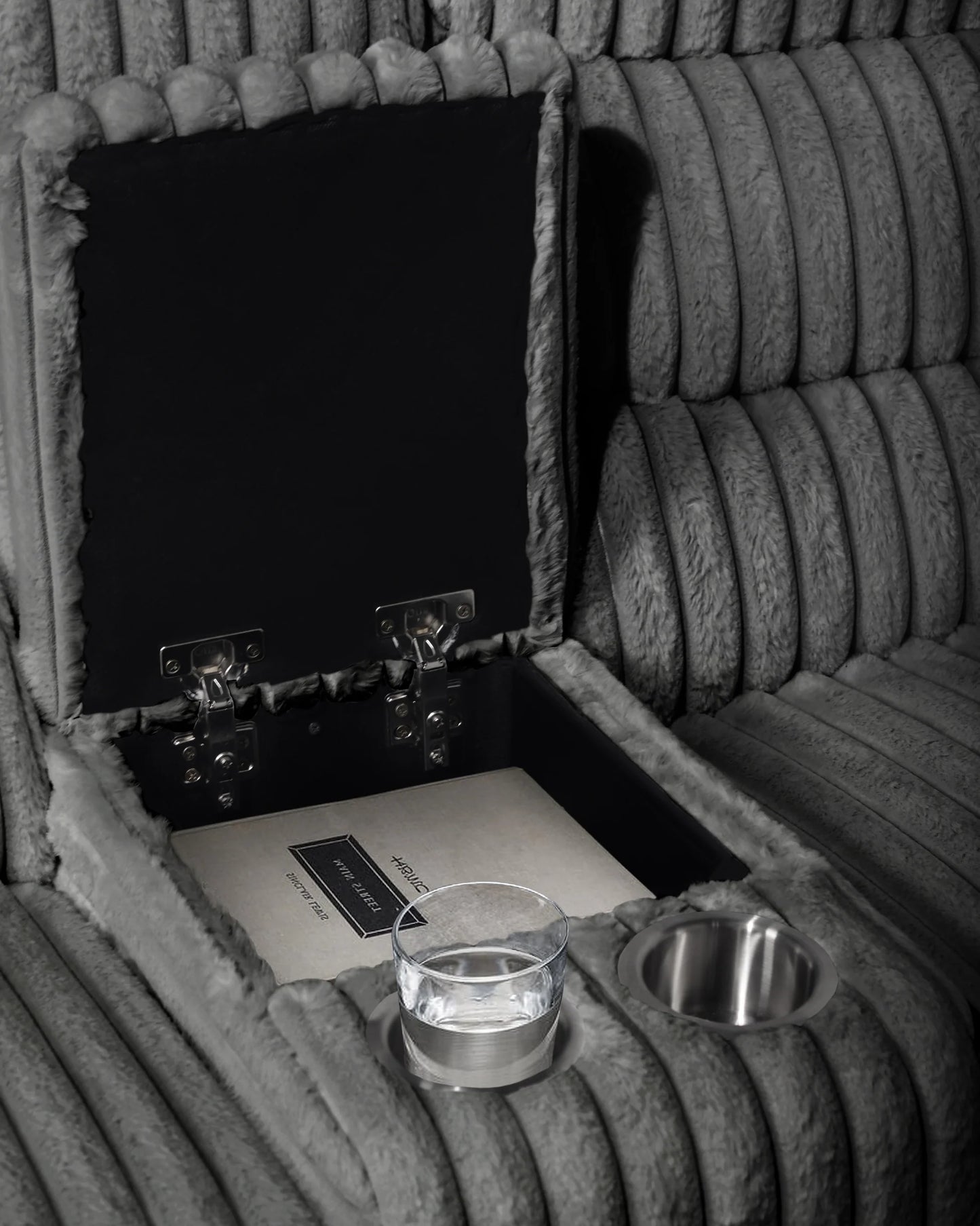 S3672 Calantha Grey Reclining Sectional