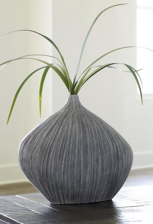 Ashley A2000547 Donya Vase