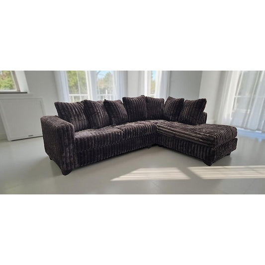 S300 Gia Sectional (Chocolate) - Sectional