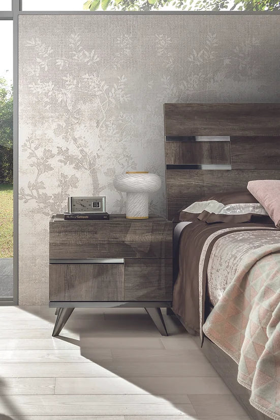 5pcs Medea Vintage Oak Finish Italian Bedroom Set