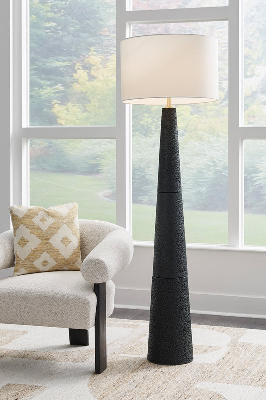 L235761 Black Floor Lamp