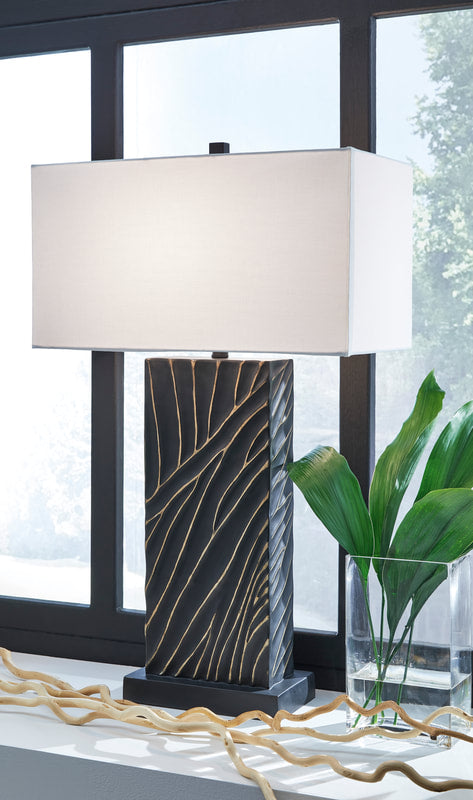 L235774 Black & Gold Finish Lamp