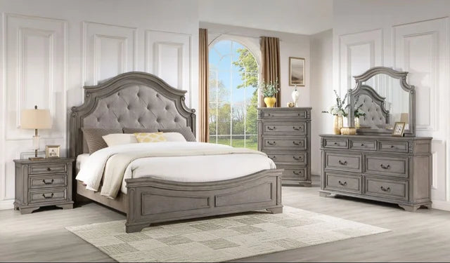 B6010 - 4pc or 5pc Bedroom Set - Queen, King - Queen 4pc