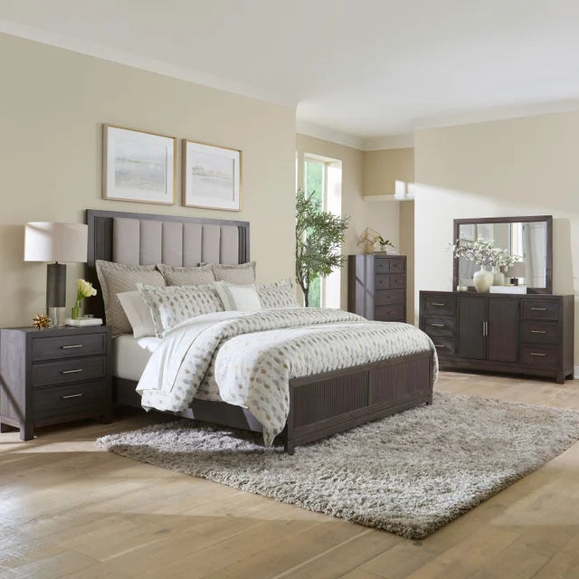 313 - 4PC Bedroom Set (Queen ) - 5PC QUEEN